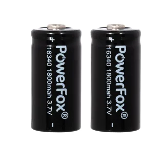 Twee PowerFox 16340-accu's voor een compacte laserpen